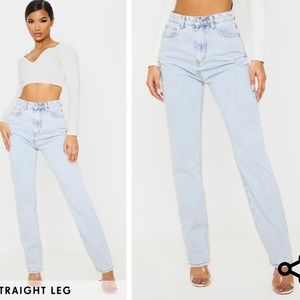 PrettyLittleThing Straight Leg Jeans
